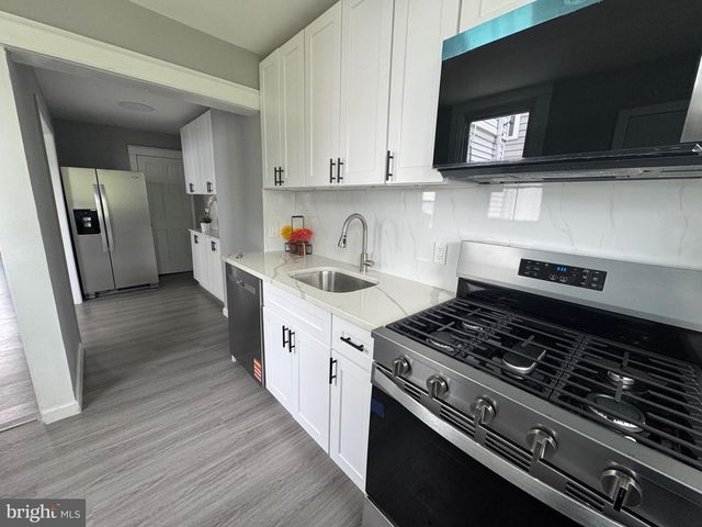 426 ARBOR RD, Lansdowne, PA 19050