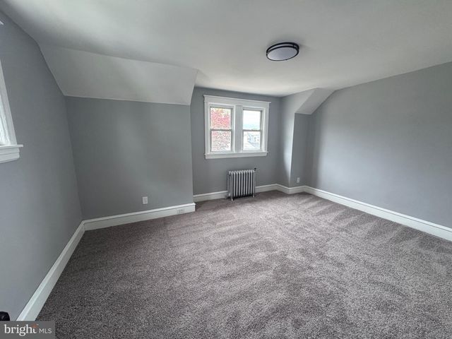 426 ARBOR RD, Lansdowne, PA 19050