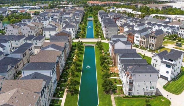 947 Blackshire Lane, Houston, TX 77055