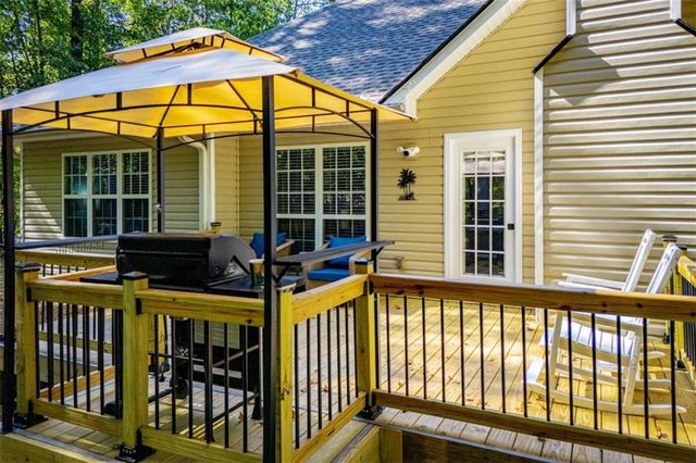 3051 Lakeview Parkway, Villa Rica, GA 30180