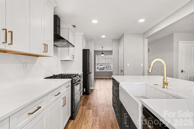 5027 William Caldwell Avenue, Charlotte, NC 28213