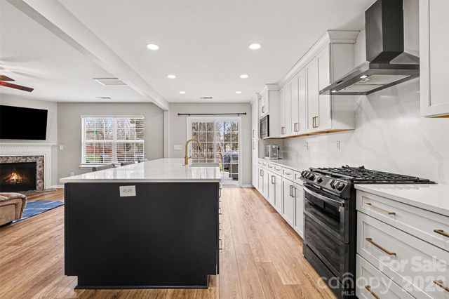 5027 William Caldwell Avenue, Charlotte, NC 28213