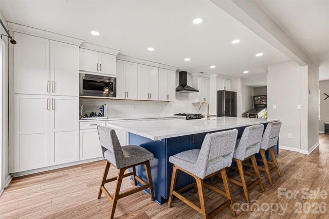 5027 William Caldwell Avenue, Charlotte, NC 28213