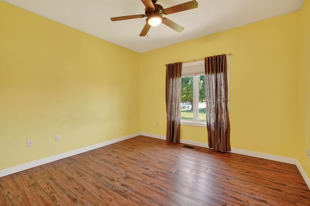 1317 NE 29th Street, Ankeny, IA 50021