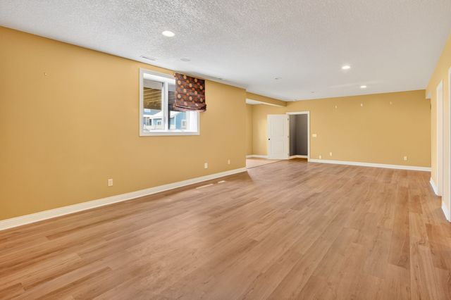 1317 NE 29th Street, Ankeny, IA 50021