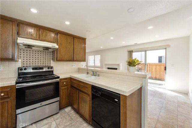 735 Arcadia Avenue L, Arcadia, CA 91007