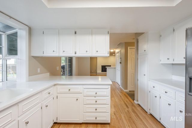 5267 N Marcliffe Ave, Boise, ID 83704