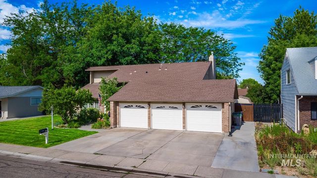 5267 N Marcliffe Ave, Boise, ID 83704