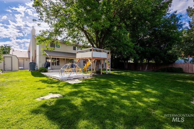 5267 N Marcliffe Ave, Boise, ID 83704