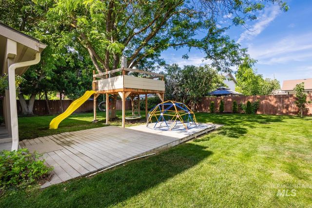 5267 N Marcliffe Ave, Boise, ID 83704