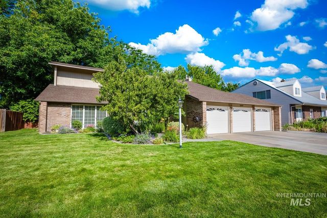 5267 N Marcliffe Ave, Boise, ID 83704