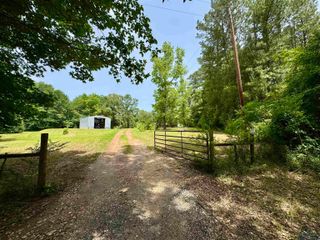 377 E Cargill Rd, Marshall, TX 75672