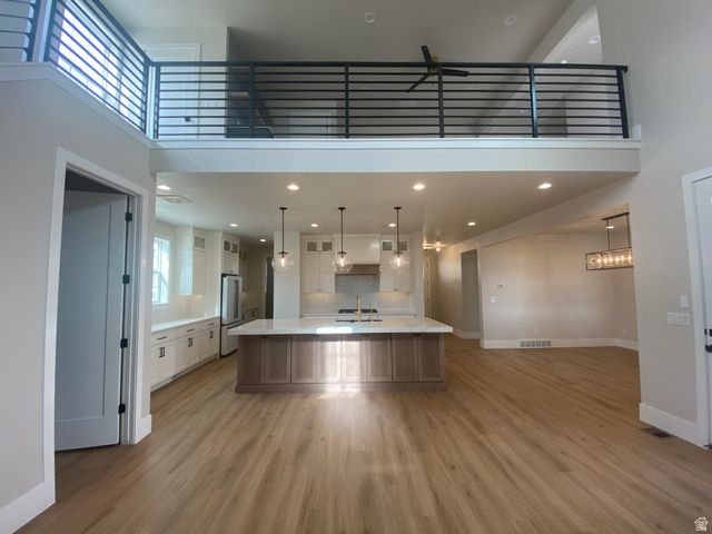 7148 W LAKE AVE, South Jordan, UT 84009