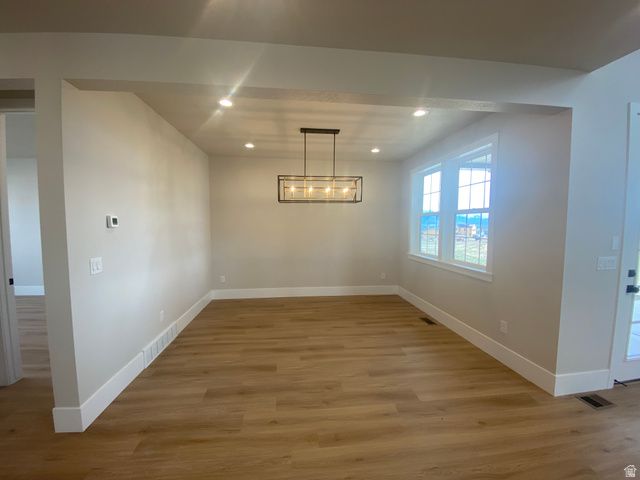 7148 W LAKE AVE, South Jordan, UT 84009