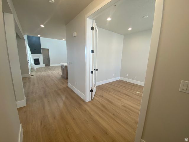 7148 W LAKE AVE, South Jordan, UT 84009