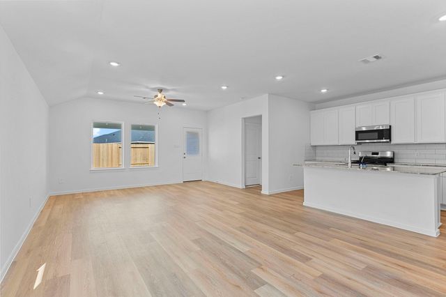 1511 Shimmering Ocean Way, Iowa Colony, TX 77583