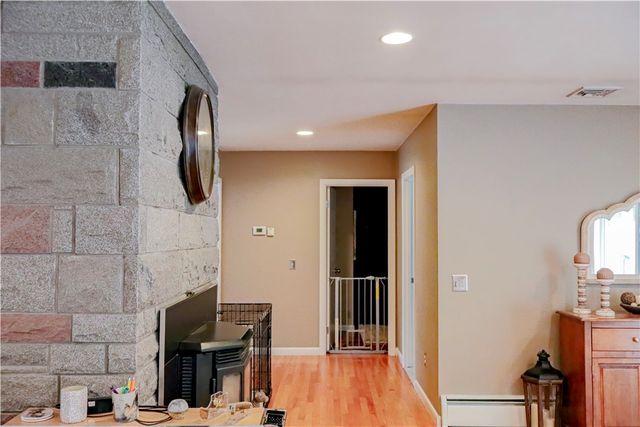 42 Elmdale Avenue, Johnston, RI 02919