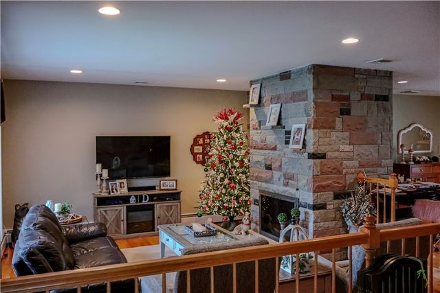 42 Elmdale Avenue, Johnston, RI 02919