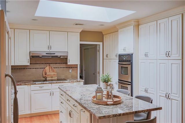 42 Elmdale Avenue, Johnston, RI 02919