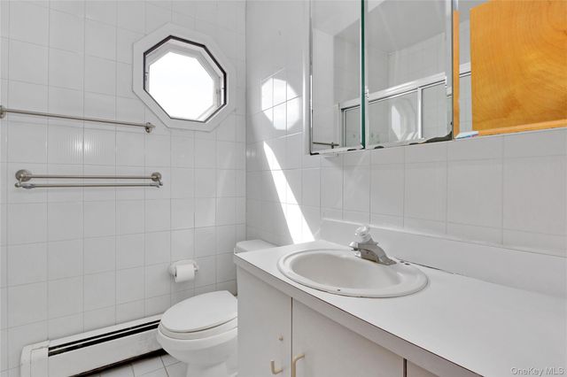 708 Park Lane, Cedarhurst, NY 11516