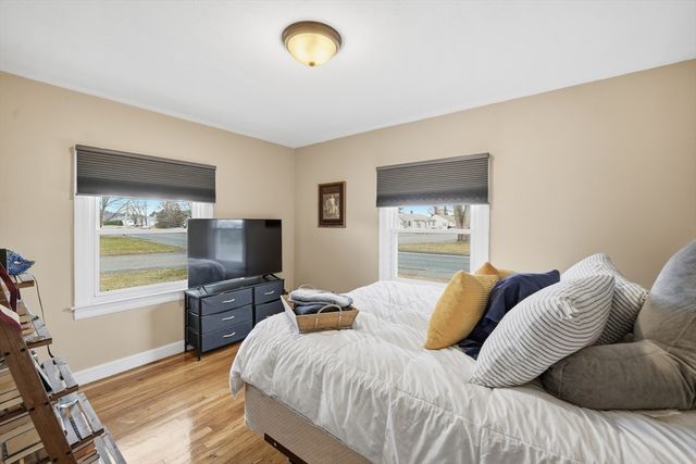 676 Chapin St, Ludlow, MA 01056