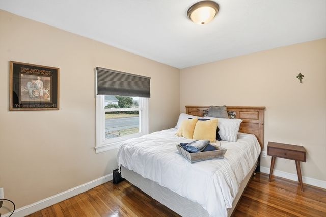 676 Chapin St, Ludlow, MA 01056