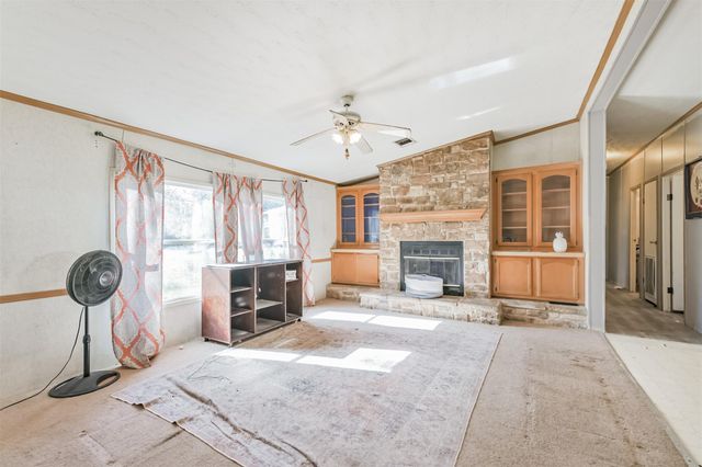 18 County Road 2236, Cleveland, TX 77327