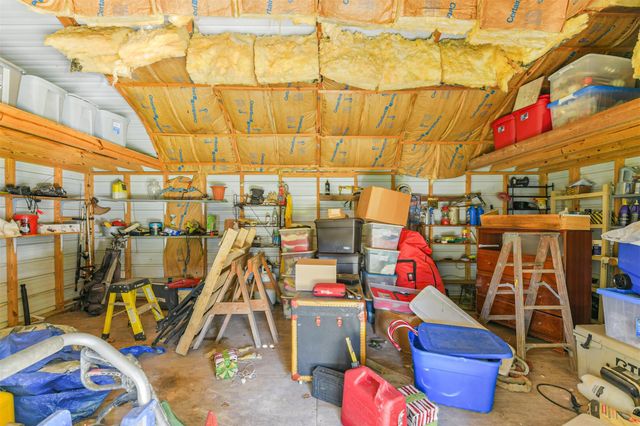 18 County Road 2236, Cleveland, TX 77327