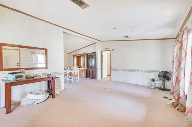 18 County Road 2236, Cleveland, TX 77327