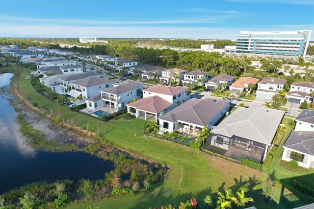 13171 Artisan Circle, Palm Beach Gardens, FL 33418