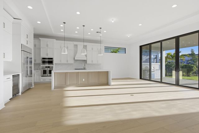 13171 Artisan Circle, Palm Beach Gardens, FL 33418