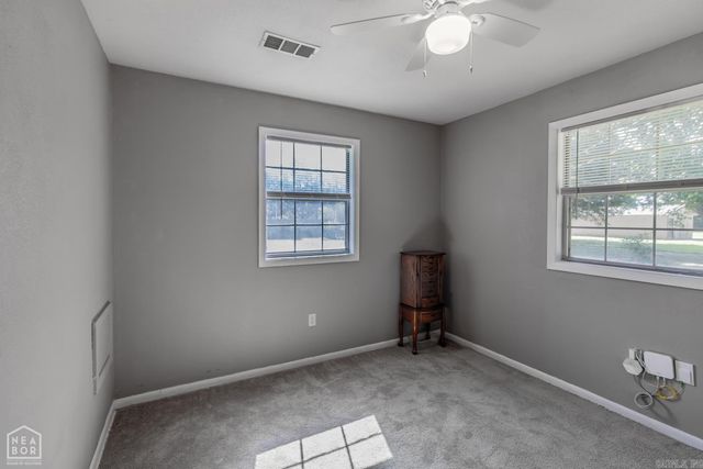 215 Woody Lane, Jonesboro, AR 72401