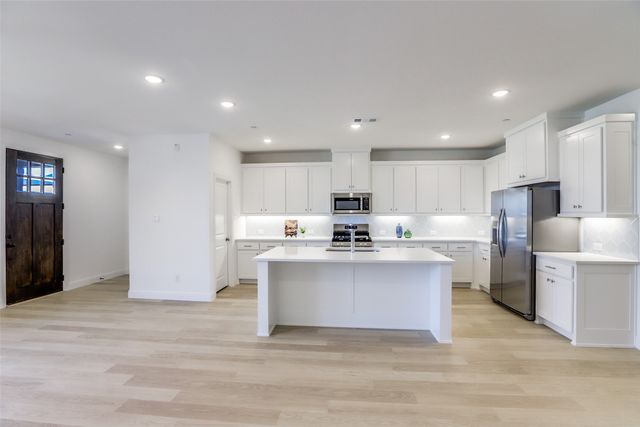 8888 Magnet Drive, Frisco, TX 75035