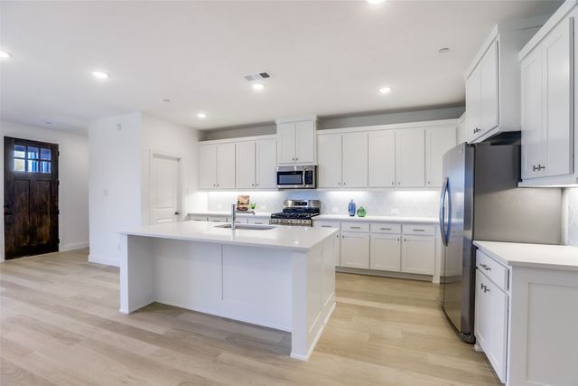 8888 Magnet Drive, Frisco, TX 75035