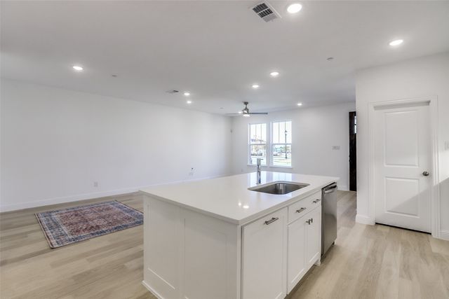 8888 Magnet Drive, Frisco, TX 75035