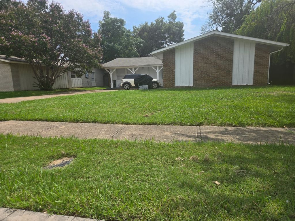 3230 High Vista Drive, Dallas, TX 75234