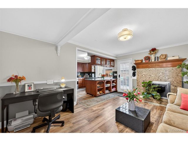 8135 E Phillips Cir, Centennial, CO 80112