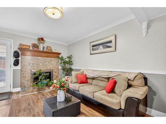 8135 E Phillips Cir, Centennial, CO 80112