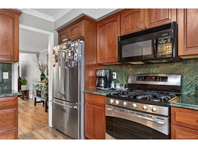 8135 E Phillips Cir, Centennial, CO 80112