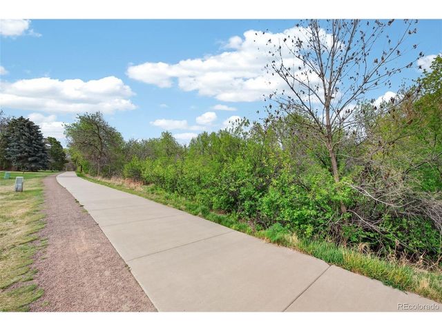 8135 E Phillips Cir, Centennial, CO 80112