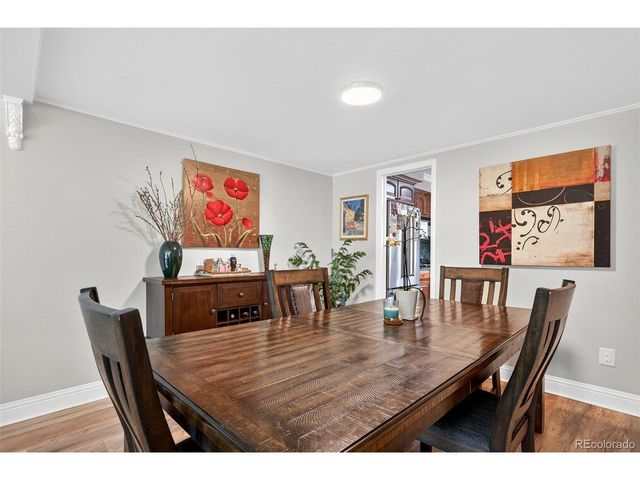 8135 E Phillips Cir, Centennial, CO 80112