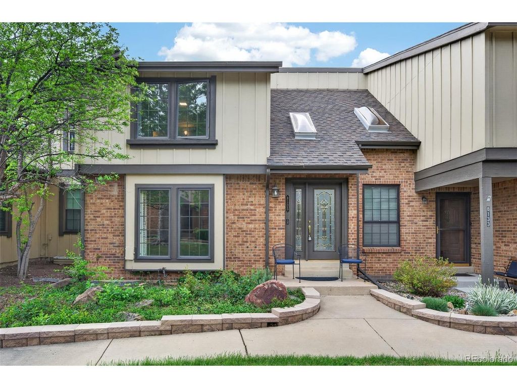 8135 E Phillips Cir, Centennial, CO 80112