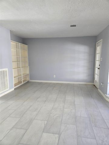 1525 Ramada Drive 1525, Houston, TX 77062