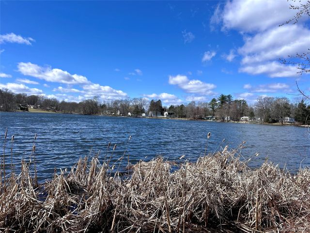 759 E Hillside Road, Wappingers Falls, NY 12590