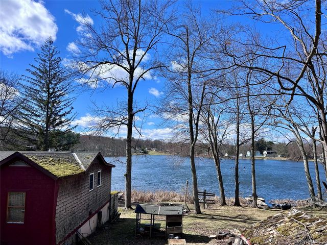 759 E Hillside Road, Wappingers Falls, NY 12590