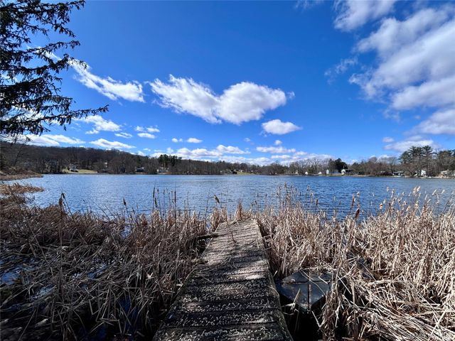 759 E Hillside Road, Wappingers Falls, NY 12590