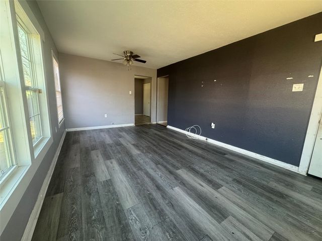 3520 Colcord Avenue, Waco, TX 76707