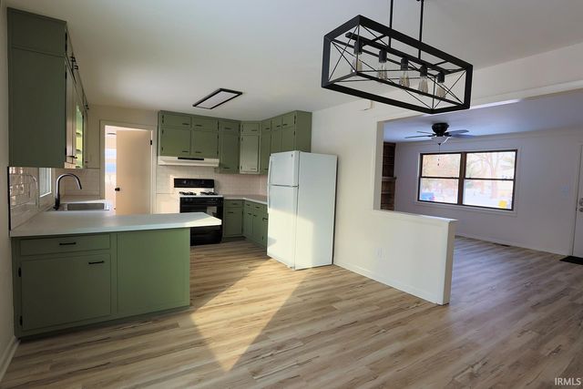 5959 Salge Drive, Fort Wayne, IN 46835