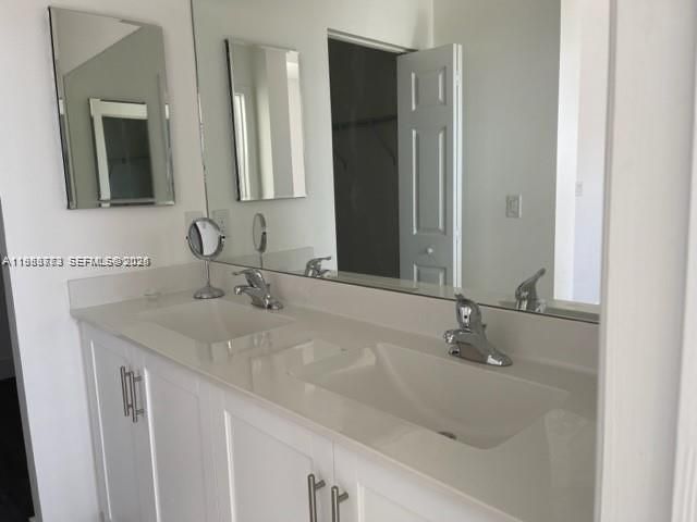 Address unavailable.