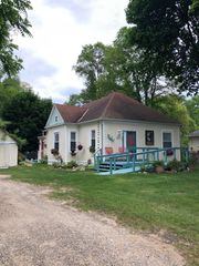 609 Cedar Street, Elk Rapids Twp, MI 49629